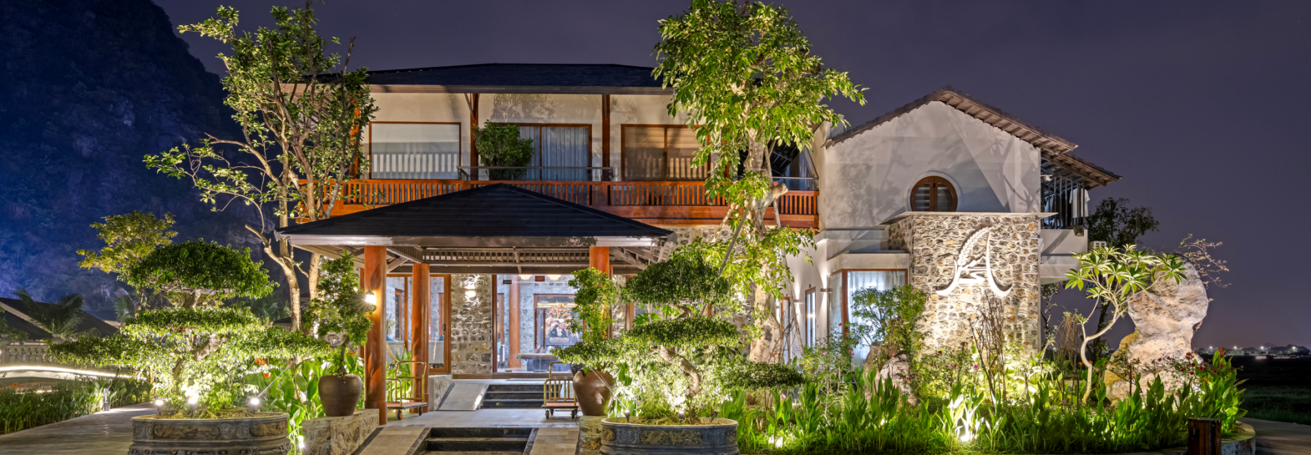 ATHENA PREMIER RESORT - Official Site